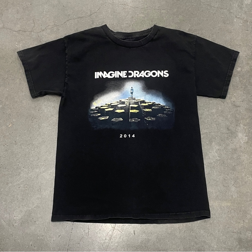 2014 Imagine Dragons Night Visions Tour Concert T-Shirt Size Small 18x27” Black
